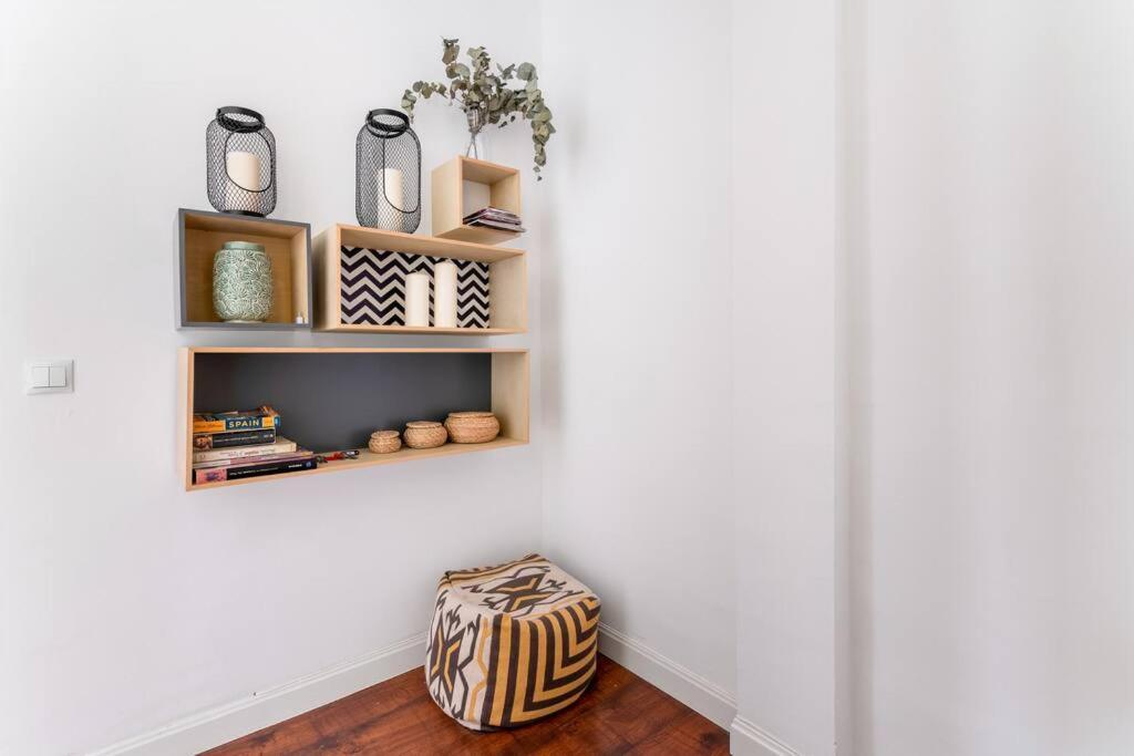 マドリードModern In Downtown Area-2Beds 1Bath-Plaza Mayorアパートメント エクステリア 写真