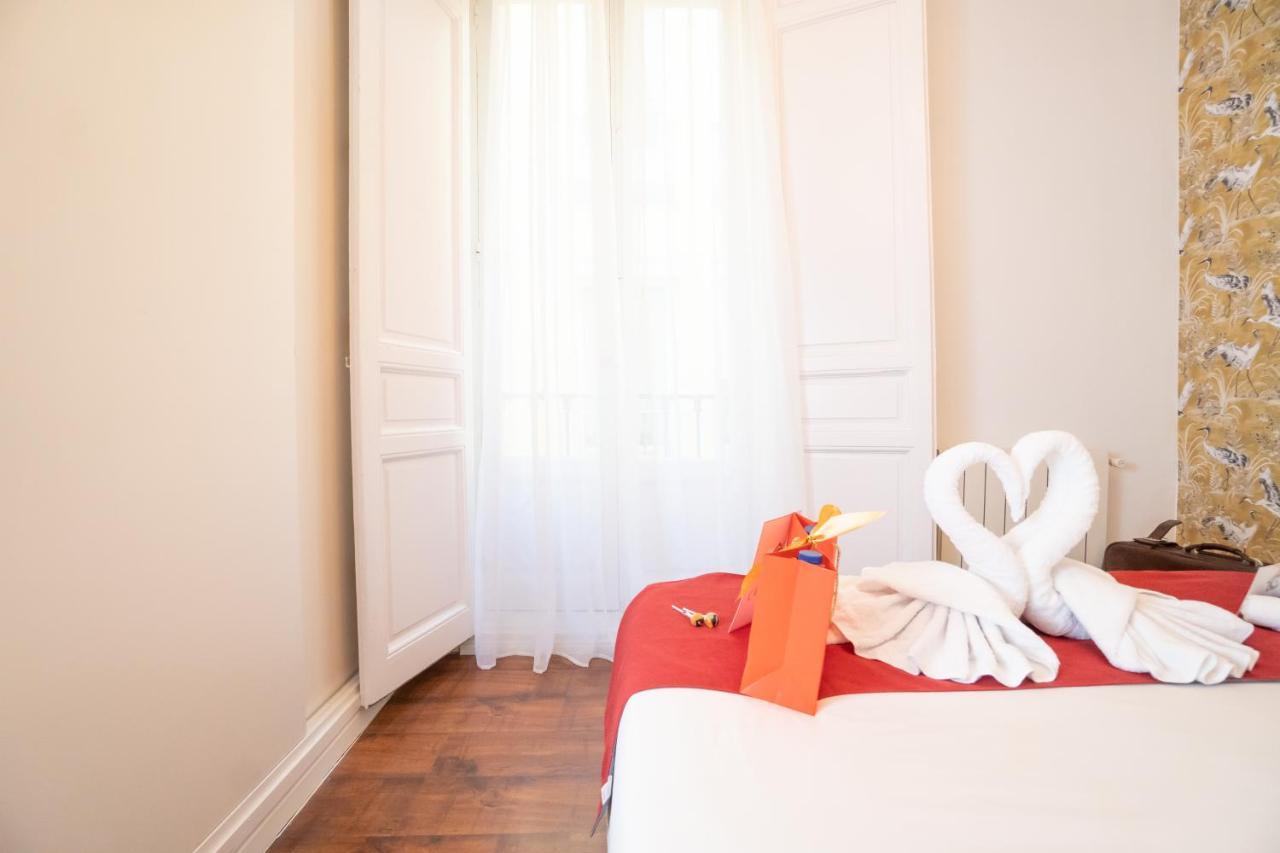 マドリードModern In Downtown Area-2Beds 1Bath-Plaza Mayorアパートメント エクステリア 写真