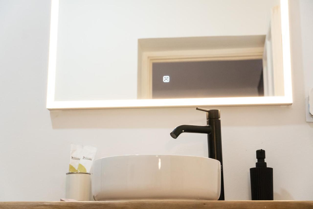 マドリードModern In Downtown Area-2Beds 1Bath-Plaza Mayorアパートメント エクステリア 写真